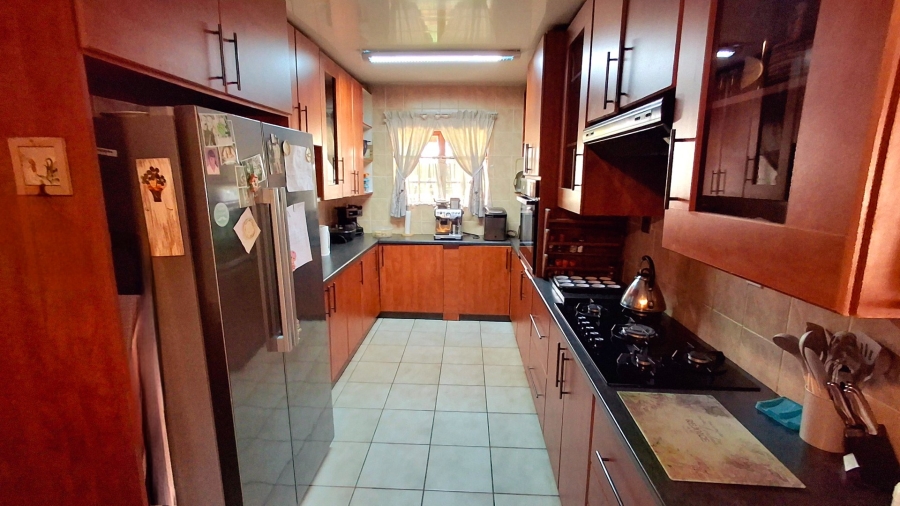 3 Bedroom Property for Sale in Vaalpark Free State